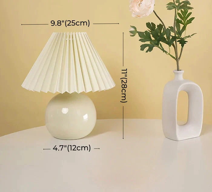 Nordic Ceramic Pleated Table Lamp