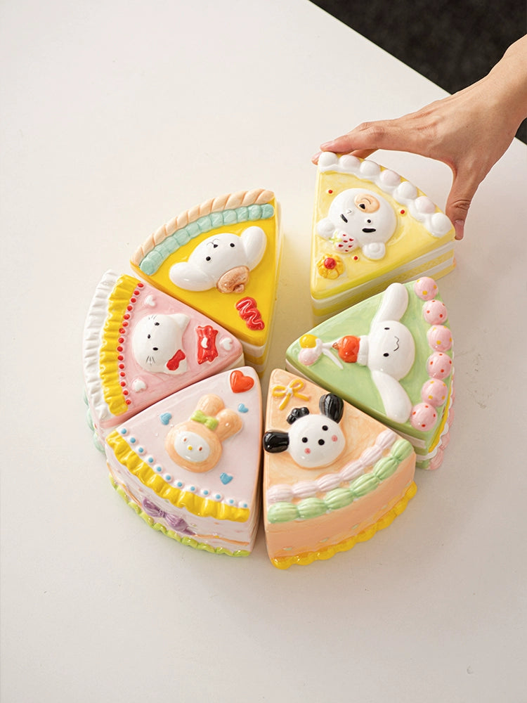 Trendy Cheesecake Jewelry Box, Adorable Ceramic Design with Creative DIY Accents