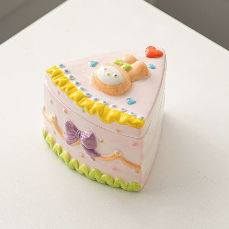 Trendy Cheesecake Jewelry Box, Adorable Ceramic Design with Creative DIY Accents