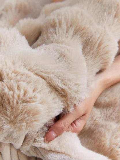 Soft And Comfortable Fluffy Blanket for Bed