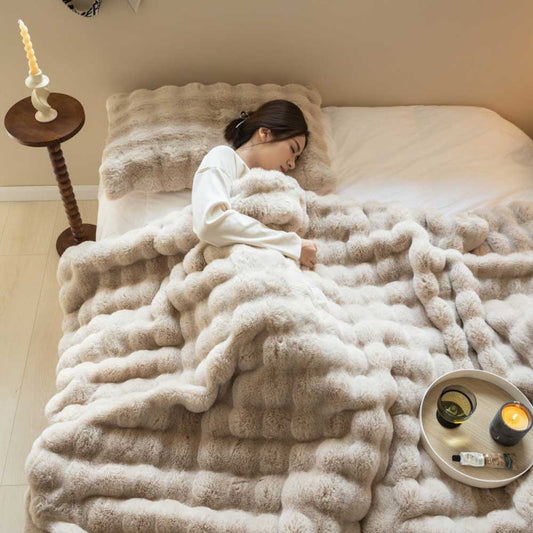 Soft And Comfortable Fluffy Blanket for Bed