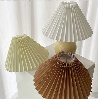 Nordic Ceramic Pleated Table Lamp