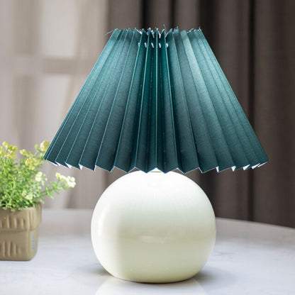 Nordic Ceramic Pleated Table Lamp