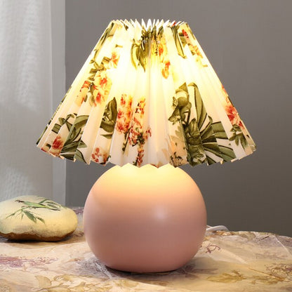 Nordic Ceramic Pleated Table Lamp